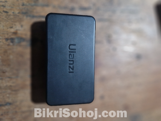 Ulanzi A100 Microphone বিক্রয় করা হবে।